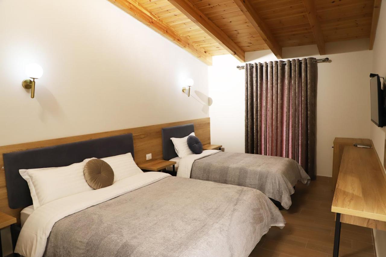 Mili Hotel 베라트 외부 사진
