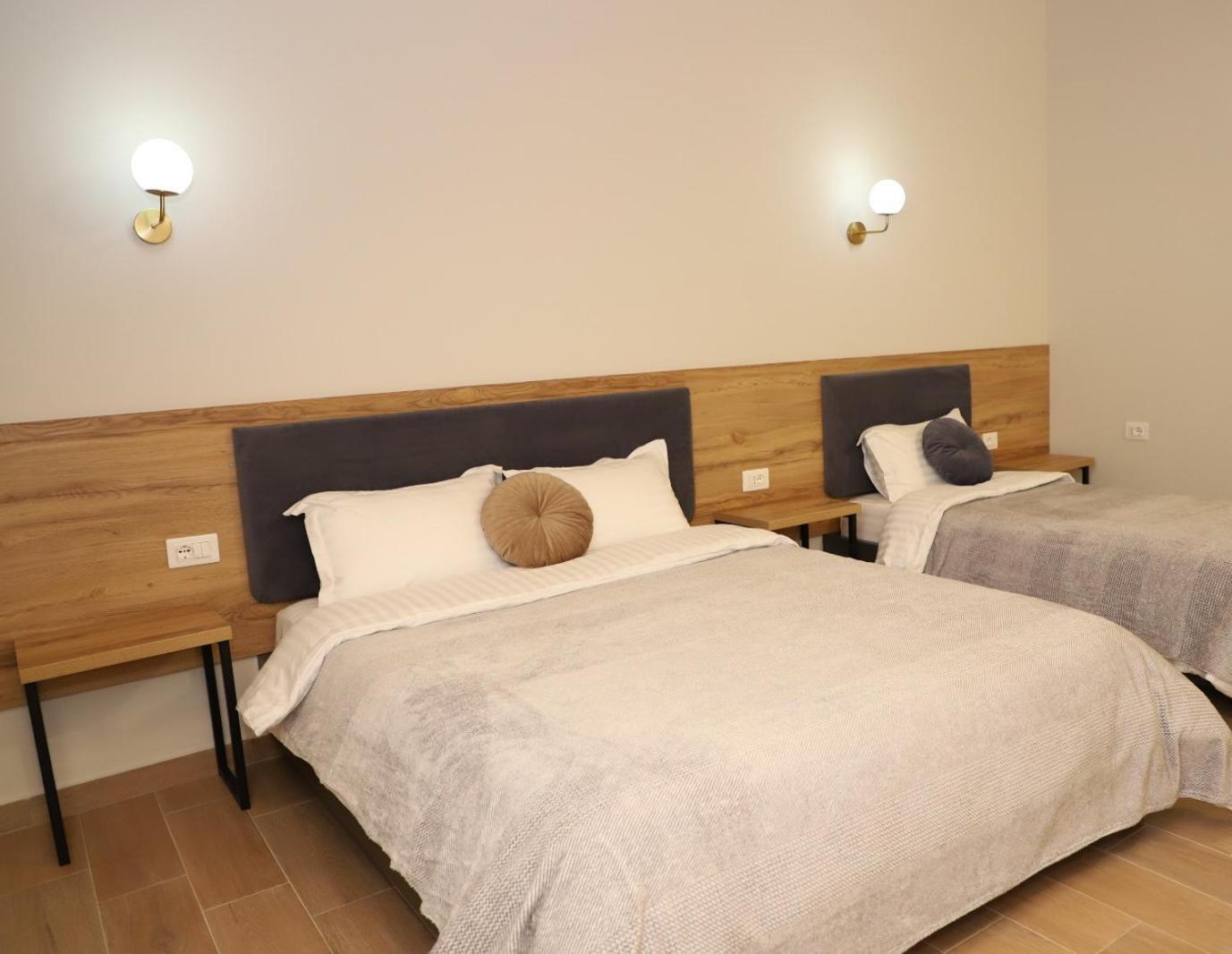 Mili Hotel 베라트 외부 사진
